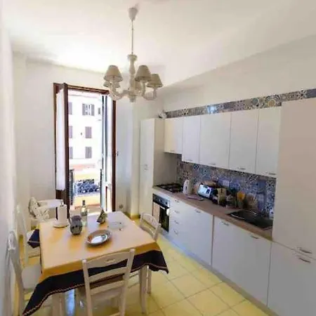 Cri's House Apartman *